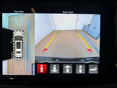New 2027 Chrysler Pacifica Limited w/ S Appearance Package FWD image 20