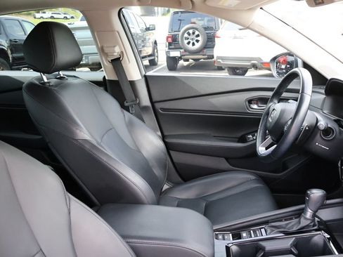 Used 2023 Honda Accord Touring image 8