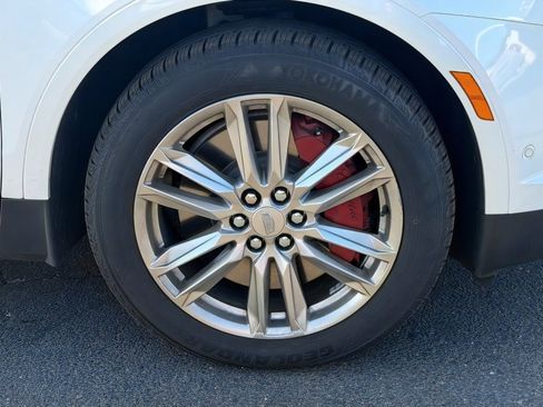 Used 2022 Cadillac XT5 Sportv w/ Technology Package AWD/4WD image 9