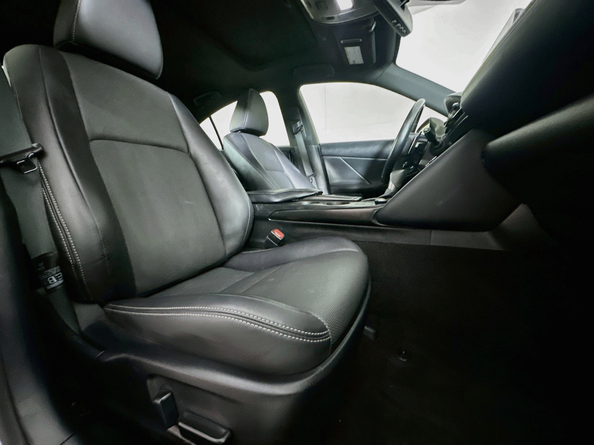 Used 2024 Lexus IS 300 w/ Comfort Package RWD image 32
