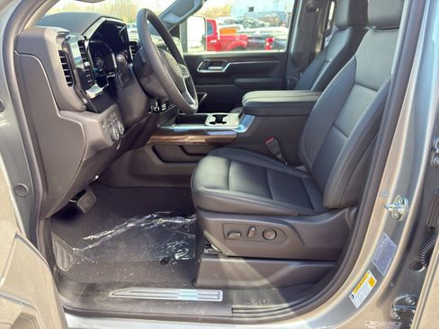 New 2026 Chevrolet Silverado 2500 LT w/ All Star Edition image 8