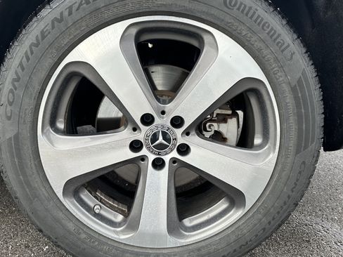 Used 2022 Mercedes-Benz GLC 300 4MATIC image 14