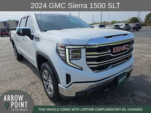 Used 2024 GMC Sierra 1500 SLT RWD image 2