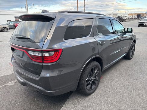 Used 2026 Dodge Durango GT image 3