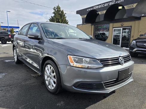 Used 2013 Volkswagen Jetta SE image 30