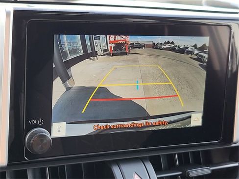 Used 2025 Toyota RAV4 XLE image 26