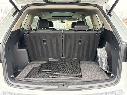 Used 2021 Volkswagen Atlas SEL Premium AWD/4WD image 12