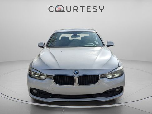Used 2017 BMW 320i Sedan image 20