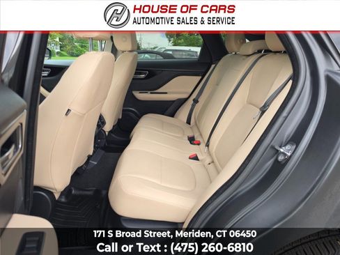 Used 2017 Jaguar F-PACE Premium AWD/4WD image 39