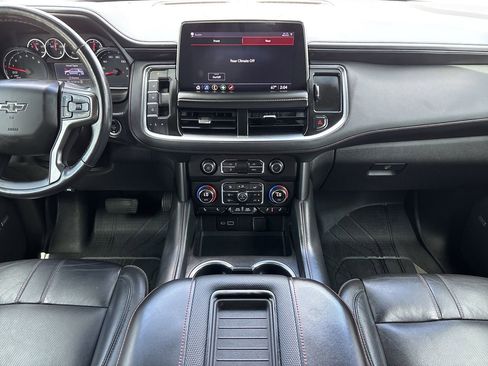 Used 2021 Chevrolet Suburban RST w/ Luxury Package AWD/4WD image 14