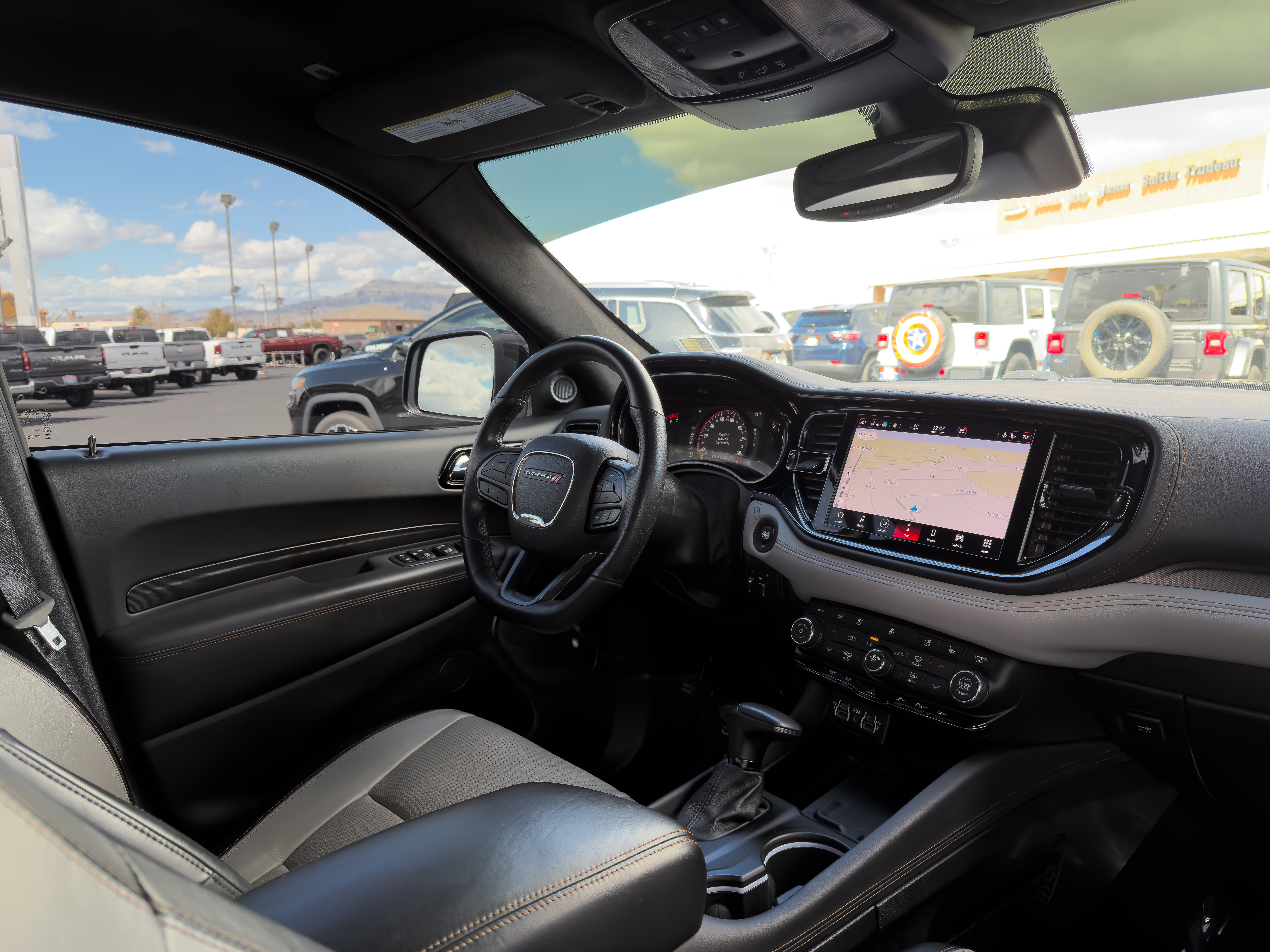 Used 2022 Dodge Durango R/T RWD image 9