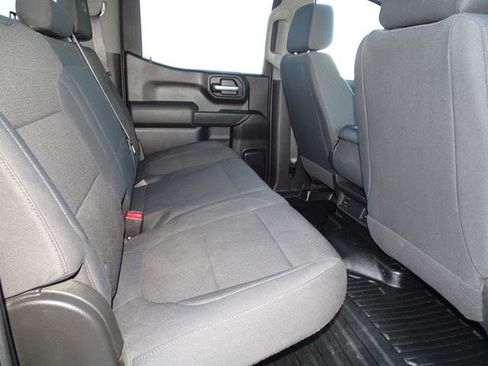 Used 2021 GMC Sierra 1500 4x4 Crew Cab w/ Sierra Value Package image 22