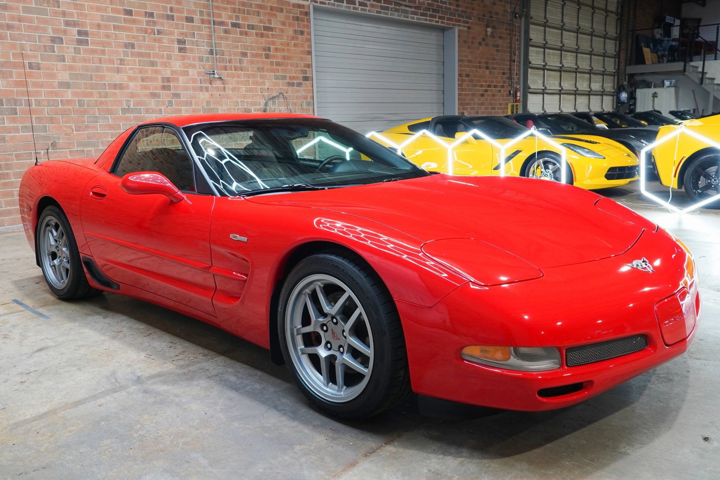 Used 2003 Chevrolet Corvette Z06 w/ Memory Package, 3 Drivers RWD image 21