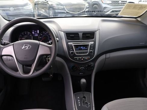 Used 2017 Hyundai Accent SE image 15