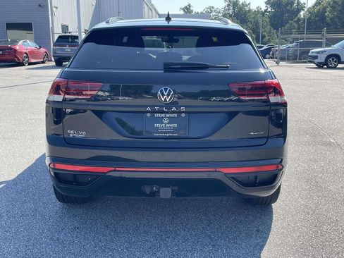 Certified 2023 Volkswagen Atlas Cross Sport SEL R-Line AWD/4WD image 7