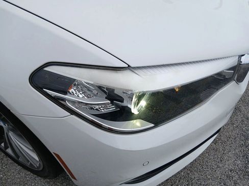 Used 2017 BMW 530i image 18