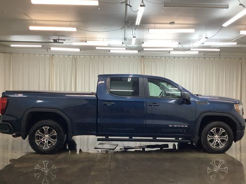 Used 2019 GMC Sierra 1500 4x4 Crew Cab w/ Convenience Package image 4