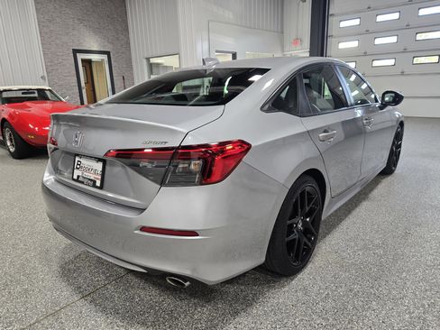 Used 2022 Honda Civic Sport image 5