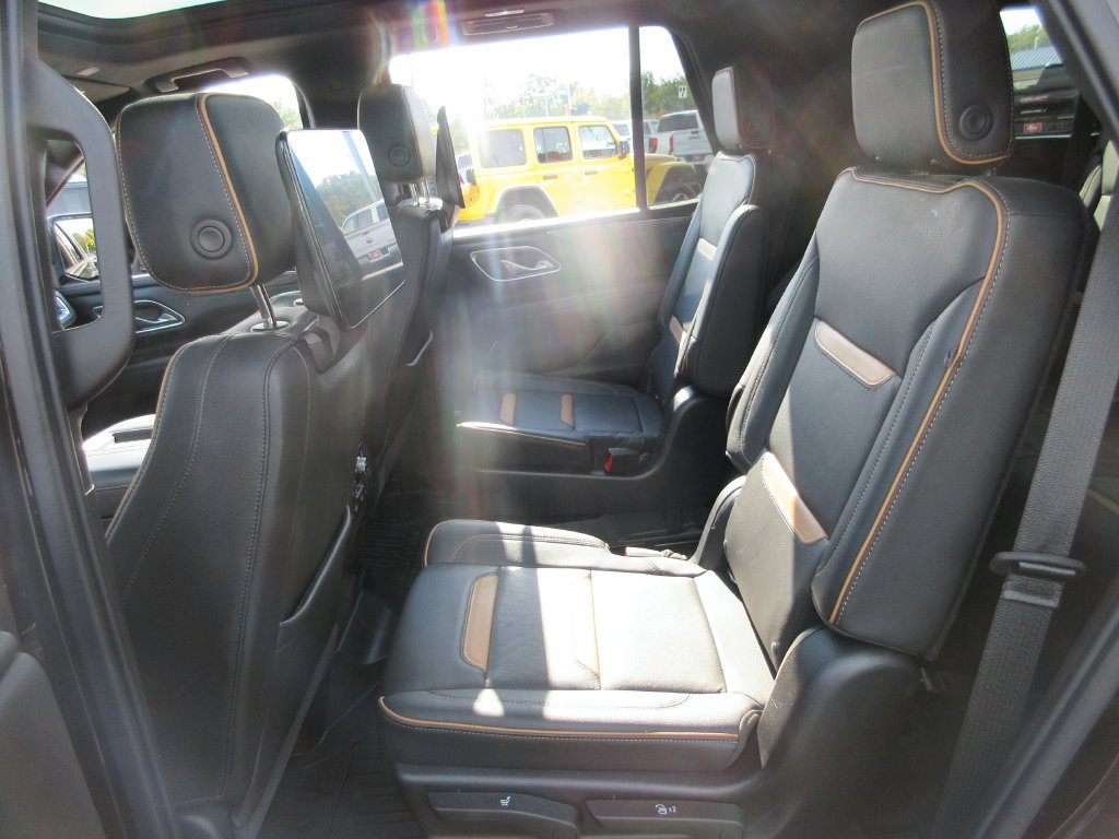 Certified 2021 GMC Yukon AT4 w/ AT4 Premium Package AWD/4WD image 23