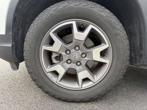 Used 2023 Honda Passport TrailSport image 12
