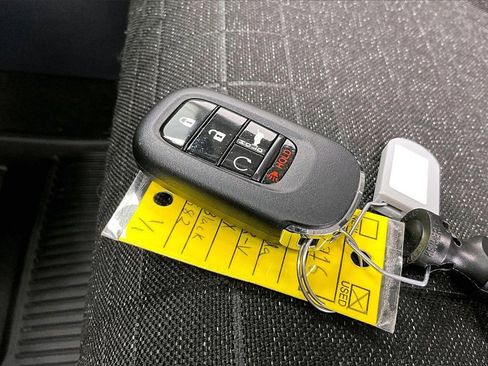 Used 2025 Honda HR-V LX image 11