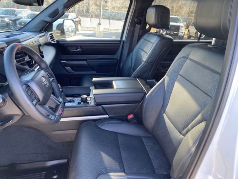 Used 2025 Toyota Sequoia TRD Pro AWD/4WD image 10