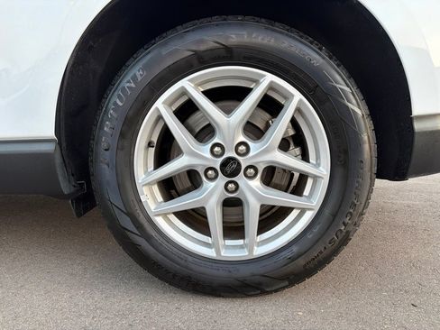 Used 2024 Ford Edge SEL AWD/4WD image 34