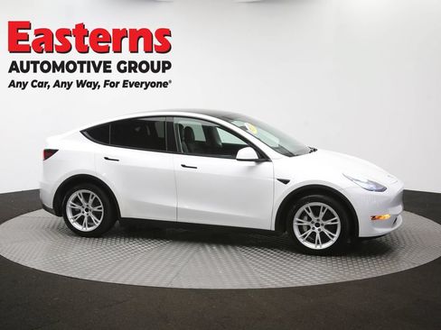 Used 2021 Tesla Model Y Long Range AWD/4WD image 42