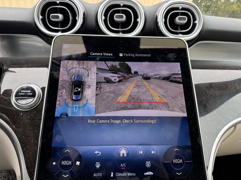 Certified 2025 Mercedes-Benz GLC 300 image 14