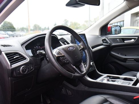 Used 2022 Ford Edge SEL w/ Convenience Package image 11