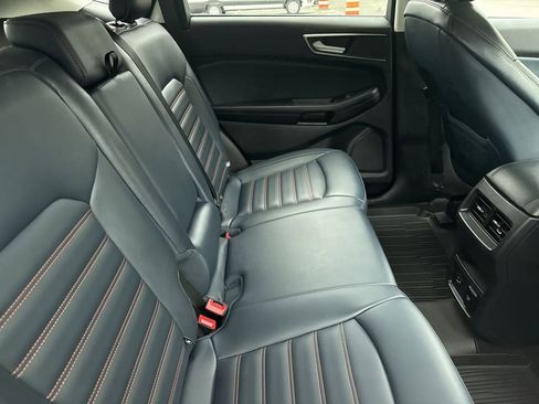 Used 2022 Ford Edge SEL w/ Sport Appearance Package AWD/4WD image 18