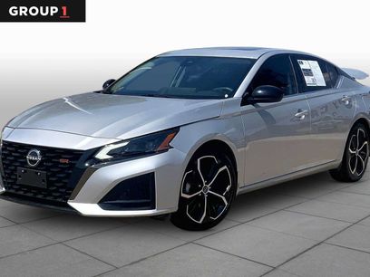 Used 2024 Nissan Altima 2.5 SR w/ SR Premium Package