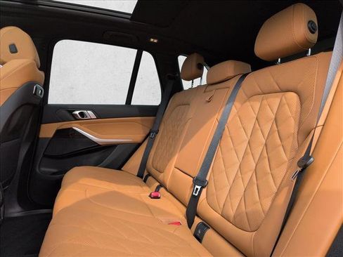 Used 2025 BMW X5 xDrive40i image 21