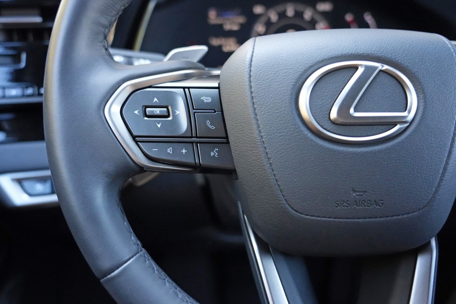 Used 2024 Lexus RX 350 FWD w/ Technology Package image 22