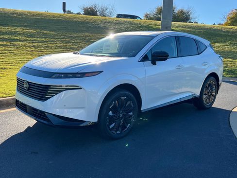 New 2026 Nissan Murano Platinum w/ Cargo Package image 2