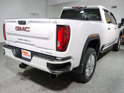 Used 2021 GMC Sierra 2500 Denali w/ Denali Ultimate Package AWD/4WD image 7