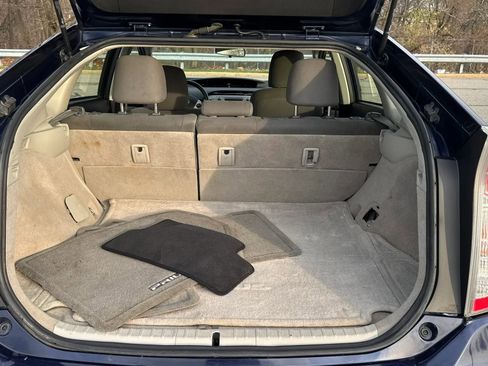 Used 2014 Toyota Prius Three FWD image 22