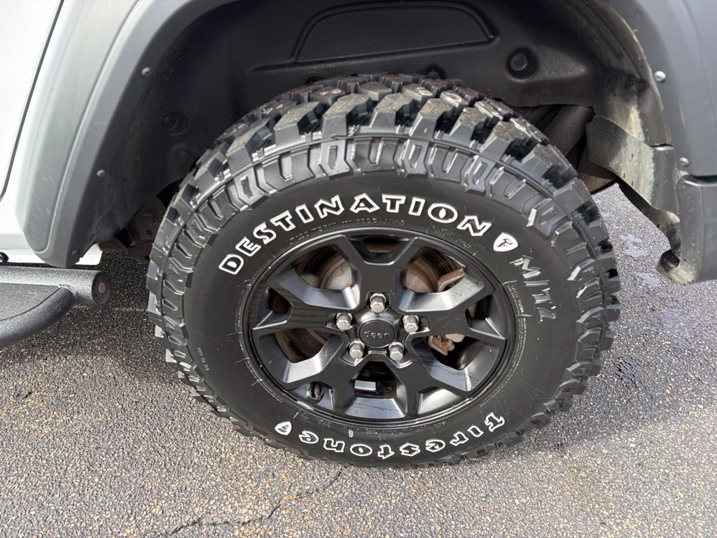 Used 2023 Jeep Wrangler Unlimited Sport AWD/4WD image 4