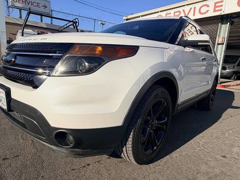 Used 2013 Ford Explorer Limited image 4