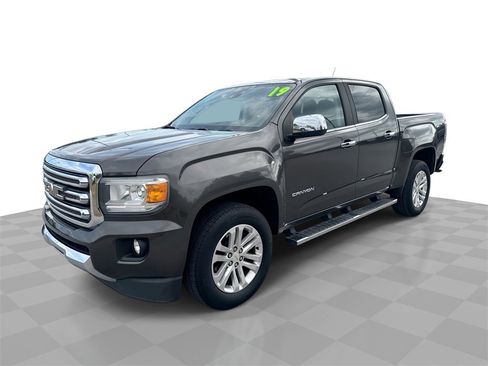 Certified 2019 GMC Canyon SLT w/ Driver Alert Package image 1