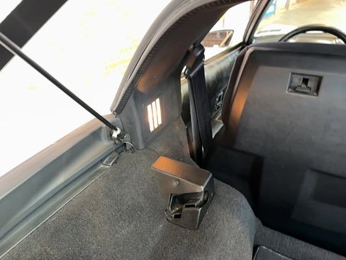 Used 1990 Chevrolet Corvette Coupe RWD image 77