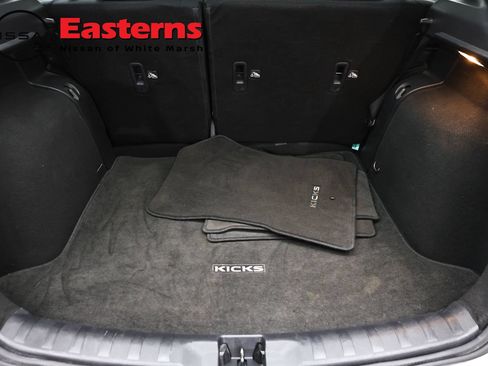 Used 2023 Nissan Kicks S FWD image 9