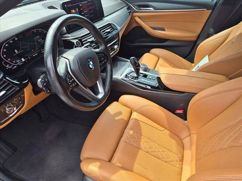 Used 2021 BMW 530i RWD image 13