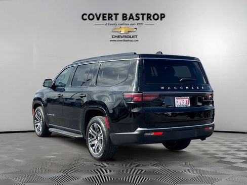 Used 2024 Jeep Wagoneer Series II w/ Flexible Seating Group AWD/4WD image 3