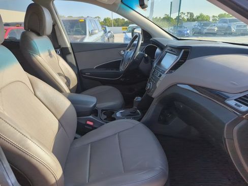Used 2017 Hyundai Santa Fe Sport w/ 2.4L Tech Package 04 AWD/4WD image 25