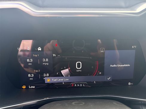 New 2025 GMC Canyon Elevation w/ Convenience Package image 14