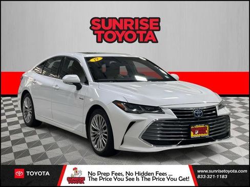 Certified 2019 Toyota Avalon Limited w/ Advanced Safety Package image 1