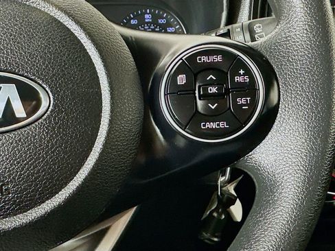 Certified 2021 Kia Soul S FWD image 10