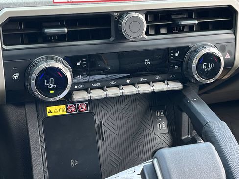 New 2026 Toyota Tacoma 4x4 Double Cab Hybrid image 18