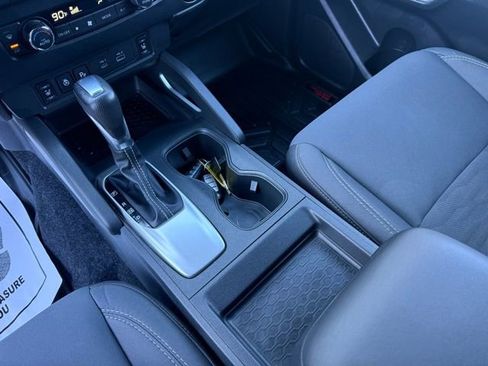 Used 2023 Nissan Frontier SV w/ Technology Package image 22